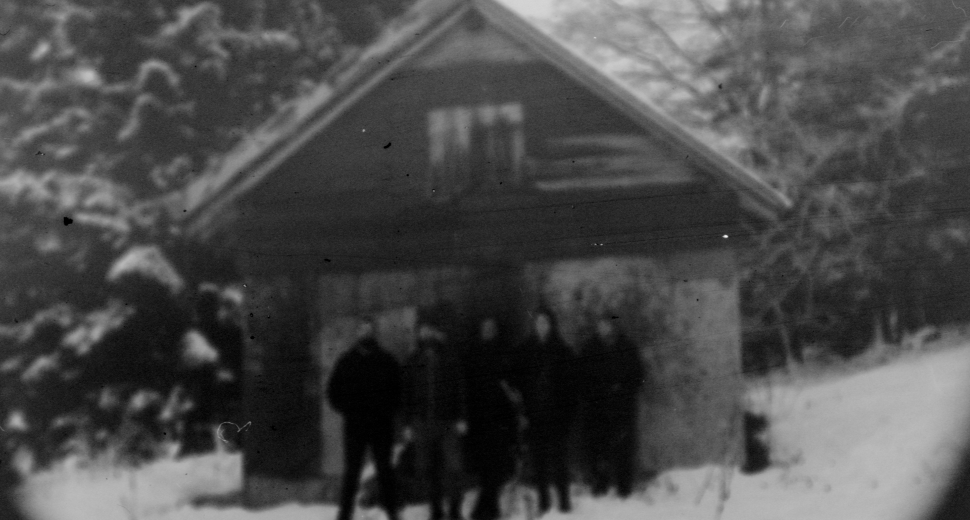 CINÉ-CONCERT 2300 PLAN 9: YRRE