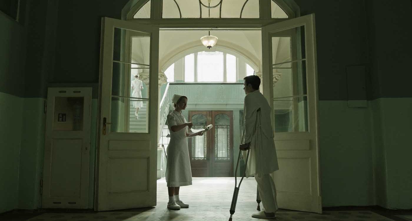 HOU! LE VILAIN DOCTEUR!
