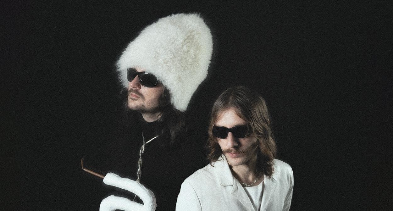 WALTER ASTRAL + TEO LAGARES